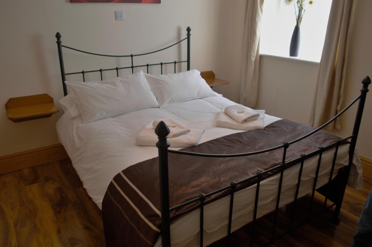Sea Breeze Guest House Дуглас Екстер'єр фото