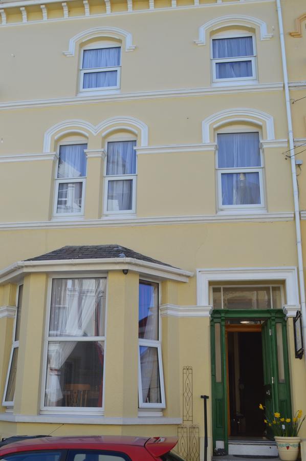 Sea Breeze Guest House Дуглас Екстер'єр фото